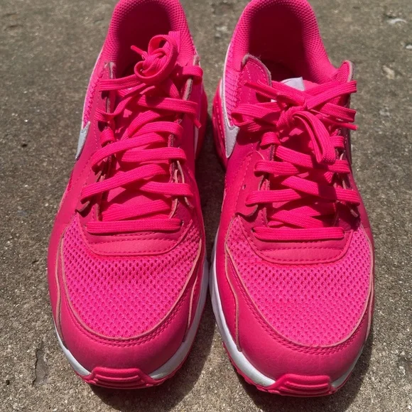 Size 7.5 - Nike Air Max Excee Hyper Pink - Picture 2 of 8